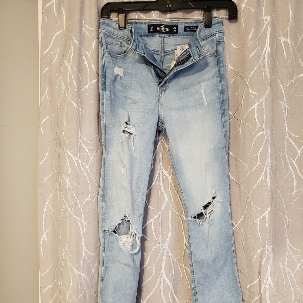 Hollister High Rise super skinny jeans